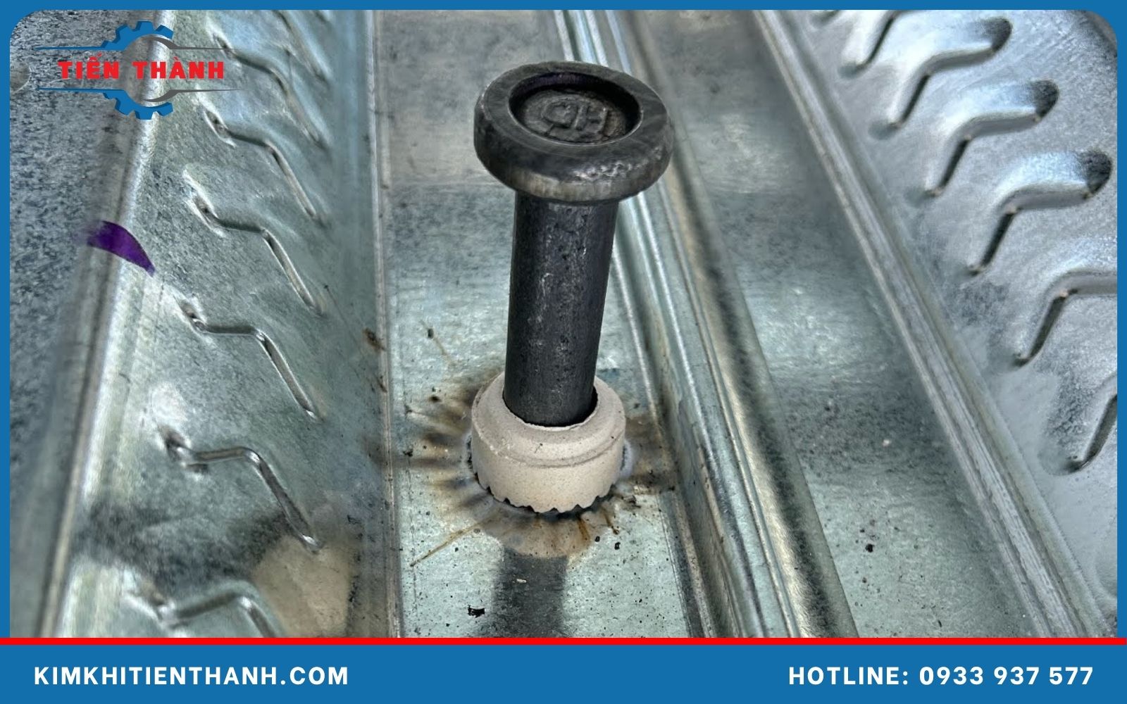 Đinh chống cắt được dùng để cố định tôn và bê tông Ứng dụng của đinh hàn chống cắt